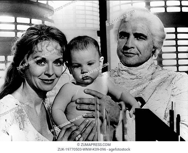 May 03, 1977; London, UK; Actor MARLON BRANDO (1924-2004) plays Superman's father in, 'Superman' the movie with SUSANNAH YORK as the mom