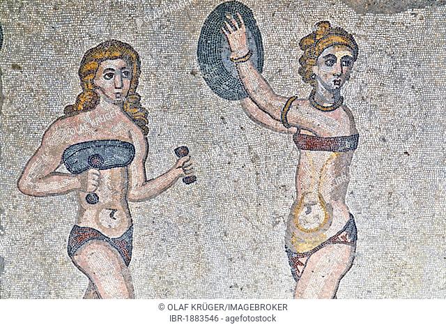 bedrijf Helder op Andes Mosaic Bikini Girls, Roman Villa Romana del Casale, Unesco World Heritage  Site, near Piazza Armerina, Stock Photo, Picture And Rights Managed Image.  Pic. IBR-1883546 | agefotostock