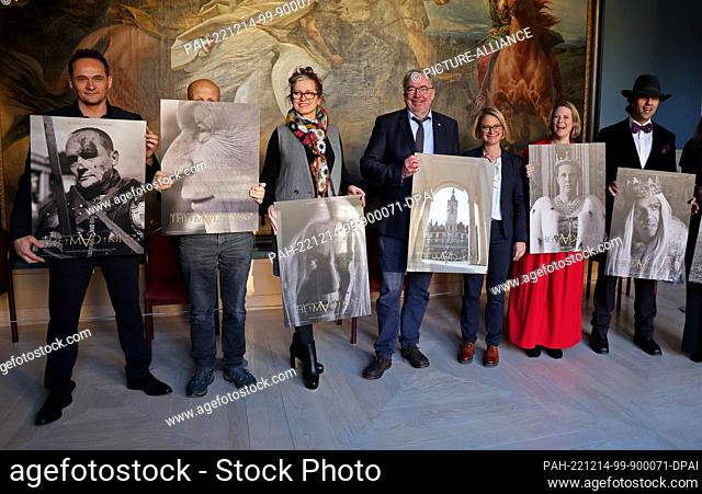 14 December 2022, Mecklenburg-Western Pomerania, Schwerin: At the presentation of the film ""The Mad King"" at the state press conference in Schwerin Castle