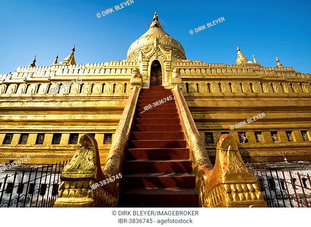 Golden chedi, red staircase, Shwezigon Pagoda or Shwezigon Paya, Nyaung U, Mandalay Region, Myanmar