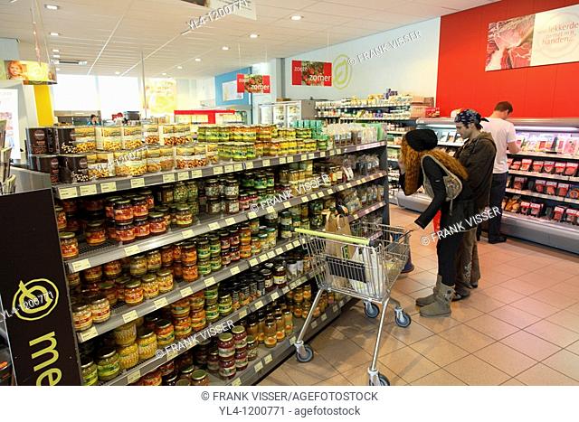 Customers in biological supermarket De Natuurwinkel, Amersfoort, Utrecht province, Netherlands