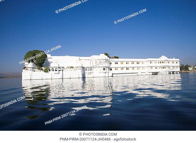 Hotel in a lake, Lake Palace, Lake Pichola, Udaipur, Rajasthan, India