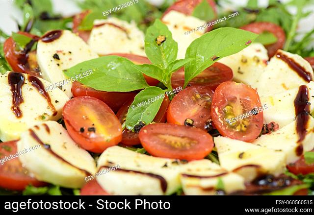 fresh mediterranean salad