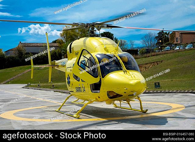 A hospital-based emergency service operates 24 hours a day, 7 days a week and covers an entire region. Departure of the SMUR helicopter for an intervention