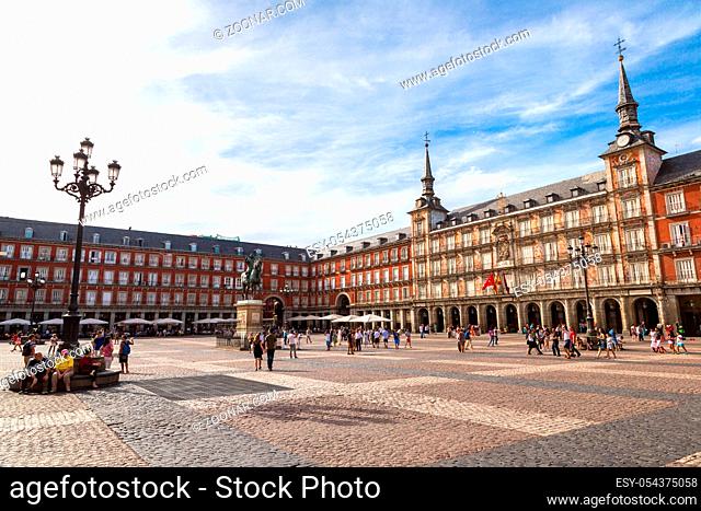 MADRID, SPAIN - JULY 11: Statue of Philip III at Mayor plaza in Madrid in a beautiful summer day on July 11, 2014 in Madrid, Spain