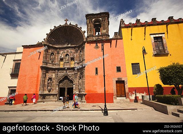 View to the Templo De Nuestra Senora De La Salud Church, San Miguel de Allende, Guanajuato state, Mexico, Central America