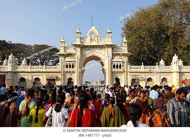 South gate to the Maharaja's Palace Mysore Palace, Mysore, Karnataka, South India, India, South Asia, Asia