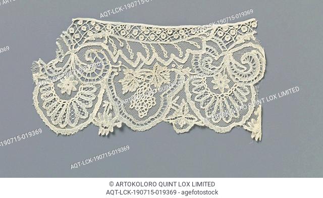 Strip application side with grape bunches and halved leaves, Strip natural color application side, bobbin lace appliqued on machine tulle