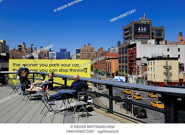 United States, New York City, Manhattan, Meatpacking District Gansevoort Market, the High Line is a park built on a section of the former elevated freight...