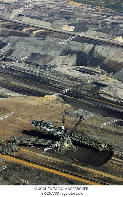 Brown coal open cast mining Hambach, Rheinbraun company, Juelich, North Rhine-Westphalia, Germany