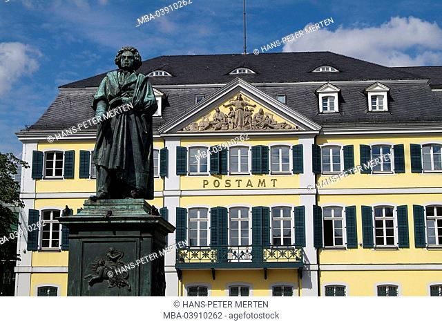 Germany, Bonn, minster-place, post office, Beethoven-monument