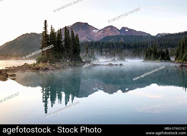 Canada, British Columbia, Garibaldi Provincial Park, Lake Garibaldi
