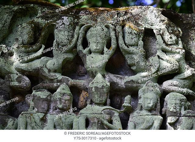 Bas relief carvings at the hidden jungle temple of Beng Mealea, Siem Reap Province, Cambodia, South East Asia, Asia