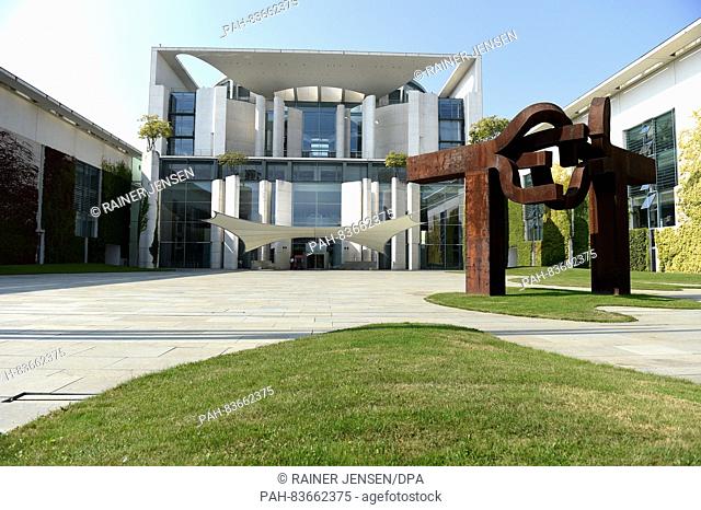 View of the chancellery with the metal sculpture of Basque sculptor Eduardo Chillida in Berlin, Germany, 11 September 2016