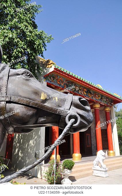 Pattaya (Thailand): a horse statue in a Buddhist temple on the hill between the Walking Street and Jomtien