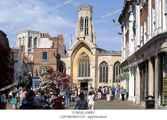 England, North Yorkshire, York. York Minster viewed from St Helens Square