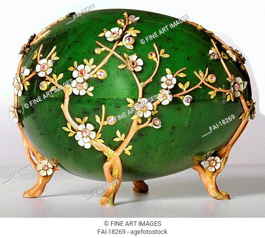 The Apple Blossom Egg. Pershin, Michail, (Fabergé manufacture) (19th century). Gold, enamel, gems. Art Nouveau. 1901. Private Collection. H 11, 5
