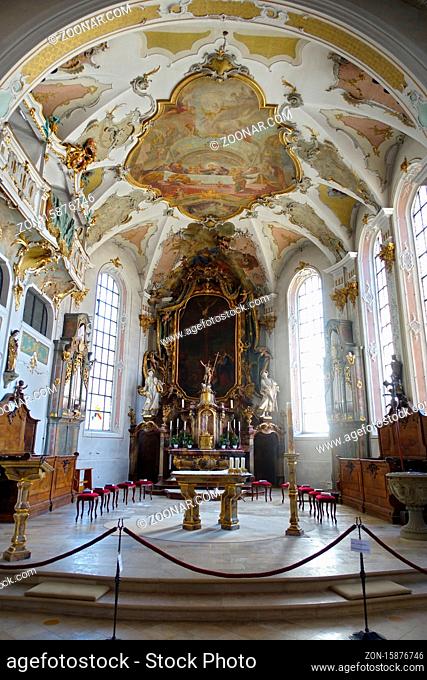 barocke Stadtpfarrkirche St. Johann Evangelist - Altar, Sigmaringen, Baden-Würtemberg, Deutschland