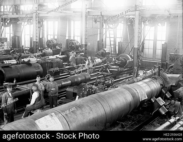 Navy Yard, U.S., Washington - Big Gun Section of Shops, 1917. Creator: Harris & Ewing