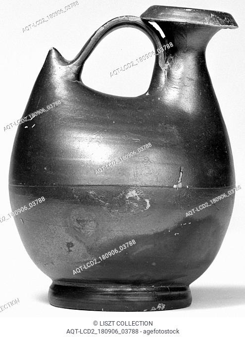 Campanian Black Duck Askos (medium-sized); Campania, South Italy, Europe; 323 - 31 B.C; Terracotta; 11.5 cm (4 1, 2 in.)