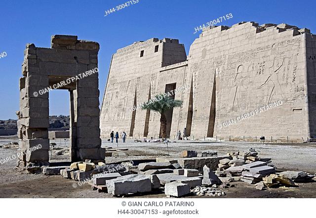 Medinet Habu, Luxor, Egypt, Djamet, mortuary temple of King Ramses III, XX dyn. 1185 -1078 B.C., : first courtyard and first pylon