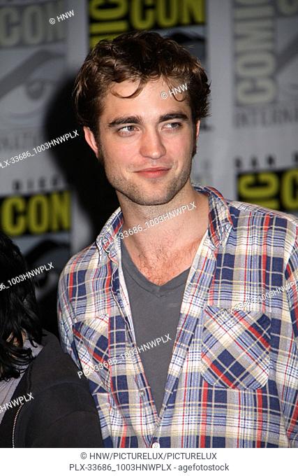 Robert Pattinson 07/23/09 ""New Moon"" 2009 Comi-Con Press Conference @ San Diego Convention Center, San Diego Photo by Izumi Hasegawa/HNW / PictureLux July 23