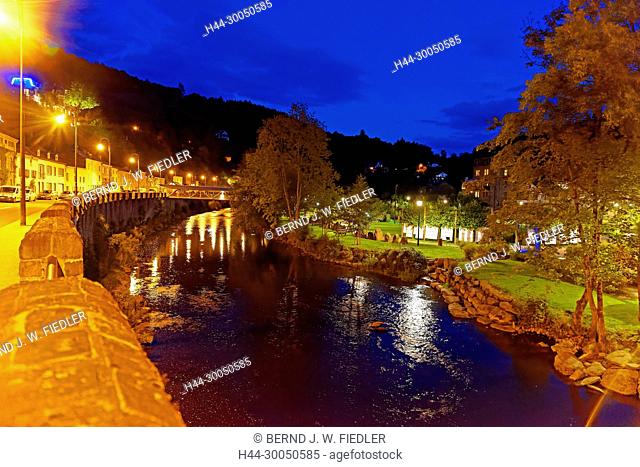 River, Ourthe, house line, local view, night admission, La Smelling Roche-en-Ardenne Belgium