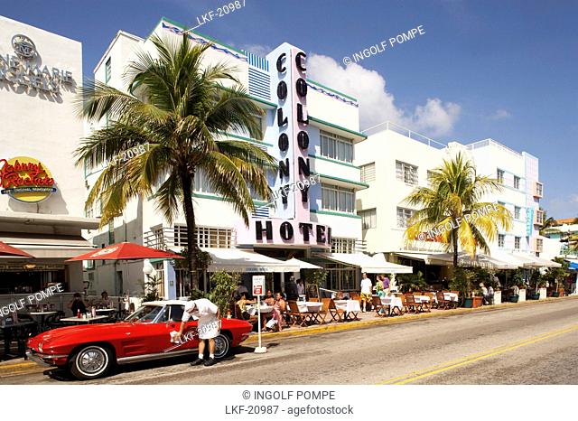 Classic car at Ocean Drive, South Beach, Miami, Florida, USA, America
