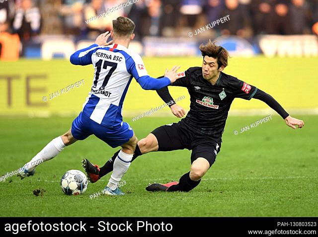 NO SALES IN JAPAN! left to right: Maximilian MITTELSTAEDT (B, withtelstadt), Yuya OSAKO (HB), duels, action, football 1. Bundesliga, 25th matchday