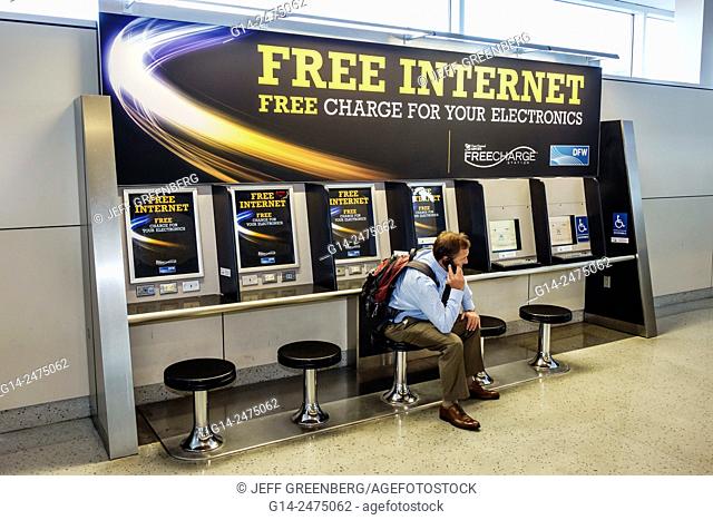 Texas, Dallas, Dallas Ft. Fort Worth International Airport, DFW, American Airlines, terminal, concourse, free Internet, electronics, charging station, kiosk
