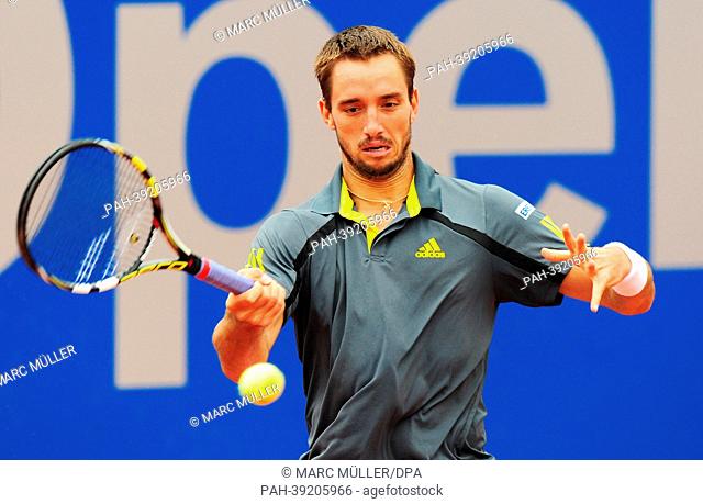 Serbia's Viktor Troicki returns the ball during the quarterfinal match against Germany's Kohlschreiber at the ATP tournament in Munich,  Germany, 03 May 2013