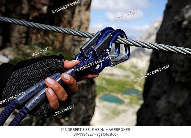 Carabiner at fixed rope, climbing tour onto Paterno, Boedenseen lakes, Alta Pusteria, Sexten Dolomites, South Tyrol, Italy, Europe