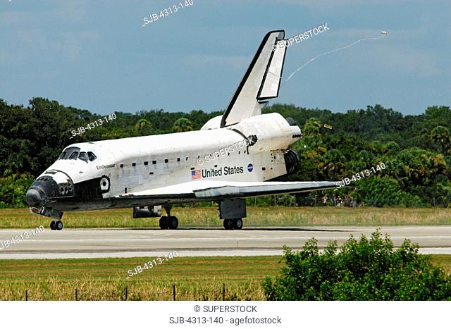 Shuttle Endeavour lands at Kennedy Space Center, concluding STS-118 on August 21, 2007