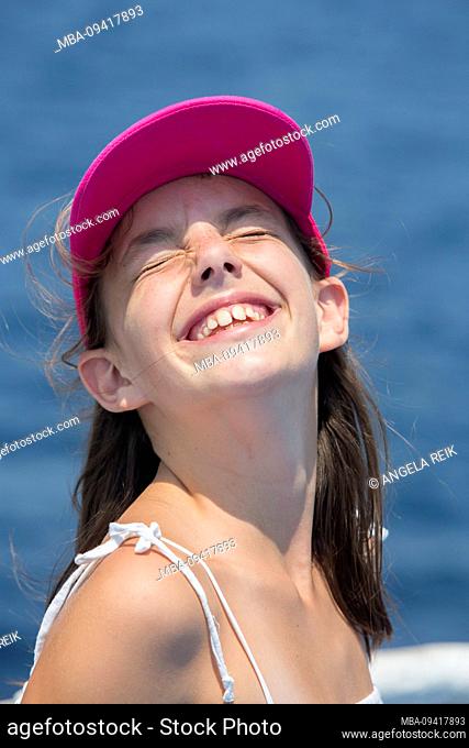 girl with cap, grin, portrait