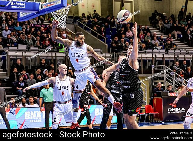 Liege's jamelle Haggins and Kortrijk's Niels De Ridder fight for the ball during a basketball match between RSW Liege Basket and House of Talents Spurs Kortrijk