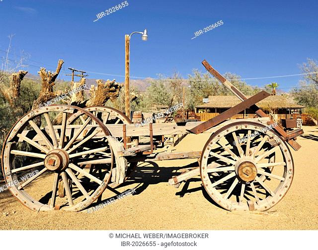 Running gear, chassis of a water tanker, historical Twenty Mule Team for the transport of borax, Borax Museum, Furnace Creek Ranch Oasis