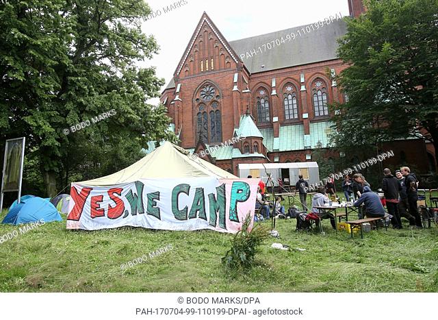 G20 opponents set up a protest camp with tents at the Johanniskirche (John Church) in the Altona quarter in Hamburg, Germany, 04 July 2017