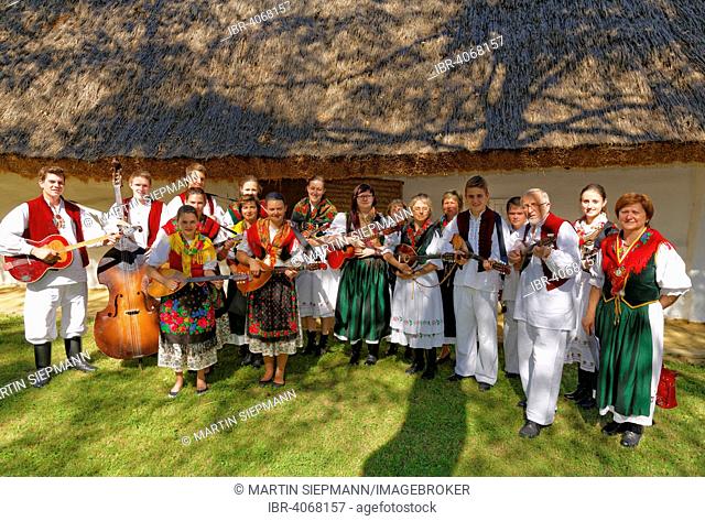 Stalnost Cajta folk dance group, Burgenland Croats, folk music festival in the Wine Museum Moschendorf, Southern Burgenland, Burgenland, Austria