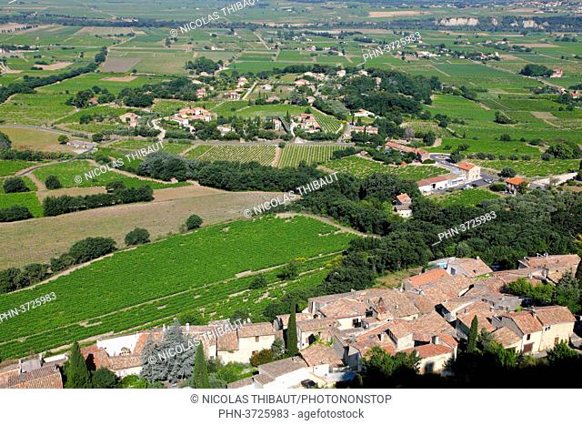 France, Provence Alpes Cote d'Azur, department of Vaucluse (84), Seguret (Most beautiful villages of France)
