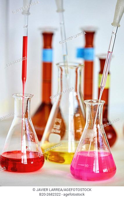 Pharmaceutical Development Laboratory. Pre-formulation, design and development of drugs and new pharmaceuticals. Certified with Good Laboratory Practices (GPL)