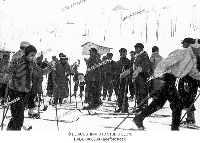 Skiers at Limone Piemonte, trip by the National Recreational Club (Opera nazionale dopolavoro, OND), January 19, 1936, Cuneo, Italy, 20th century