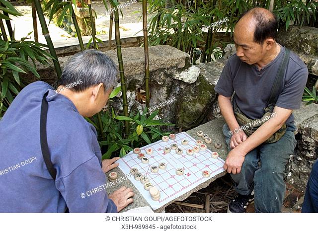 Mah-Jong game in Lou Lim Leoc garden, Macau, Special Administrative Region, China, Asia