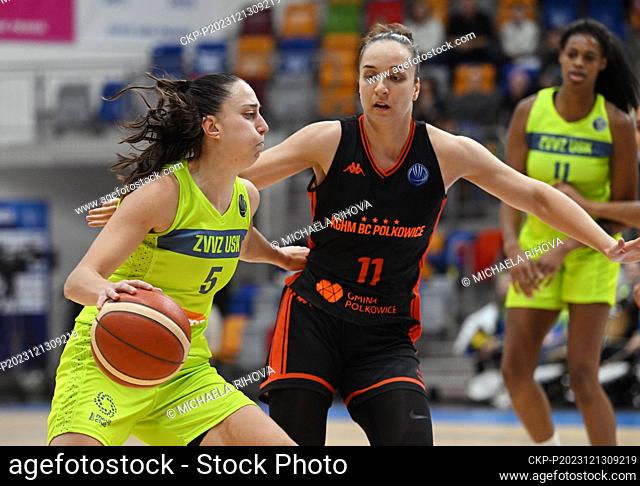 L-R Maite Cazorla (Praha) and Zala Friskovec (Polkowice) in action during the Women's Basketball European League, Group B, 9th round