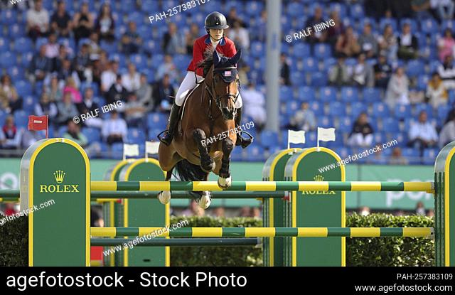 firo: 19.09.2021, equestrian sport, Aachener Soers horse show, CHIO 2021, show jumping, ROLEX GRAND PRIX, Lucy DESLAURIERS, USA, on HESTER