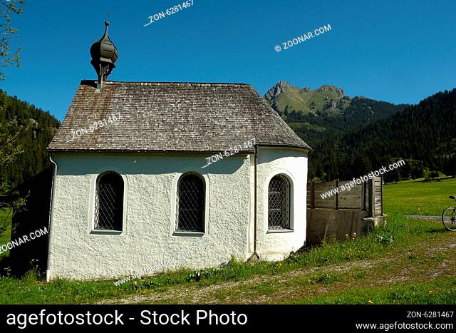 Bergkapelle im Tannheimer Tal bei Graen