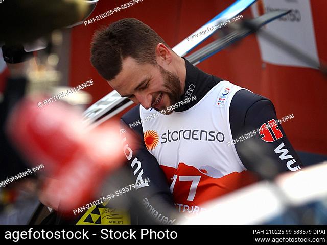 24 February 2021, Bavaria, Oberstdorf: Nordic skiing: World Cup, ski jumping, training, men, normal hill. Markus Eisenbichler from Germany reacts after his jump