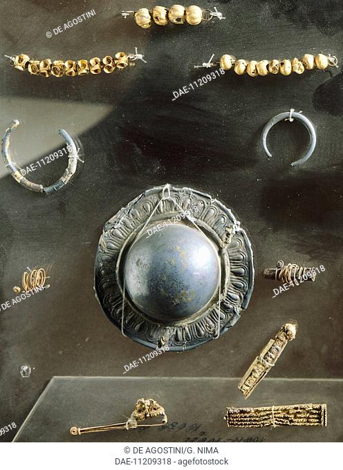 Funerary objects, including jewellery. Etruscan civilization, 7th Century BC.  Rome, Museo Nazionale Etrusco Di Villa Giulia (Villa Giulia National Museum