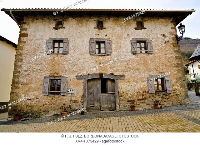 Saragueta village, Arce Valley, Navarre, Spain