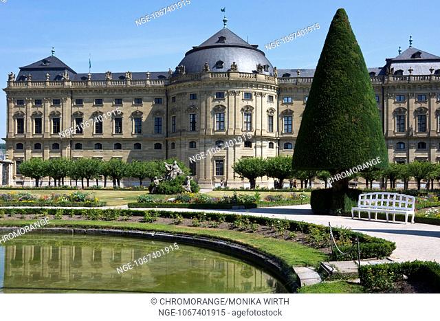 Wuerzburg Residence Palace, UNESCO World Cultural Heritage Site, with the Court Gardens, Wuerzburg, Franconia, Bavaria, Germany, Europe