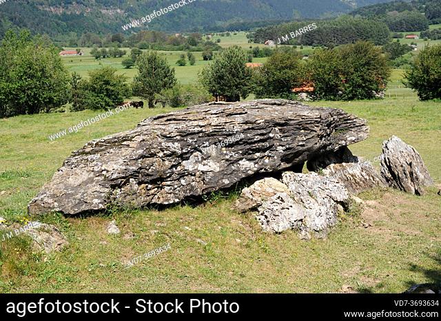 Dolmen of Arrako or Arraco. Belagua valley, Navarra, Spain